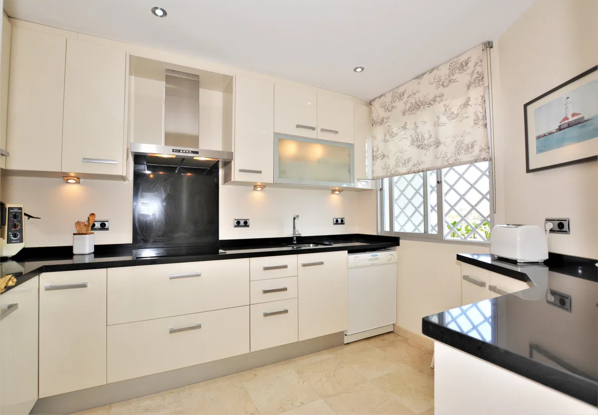 6814fc7f-6f1e-4e2e-af31-1a877f6991f9