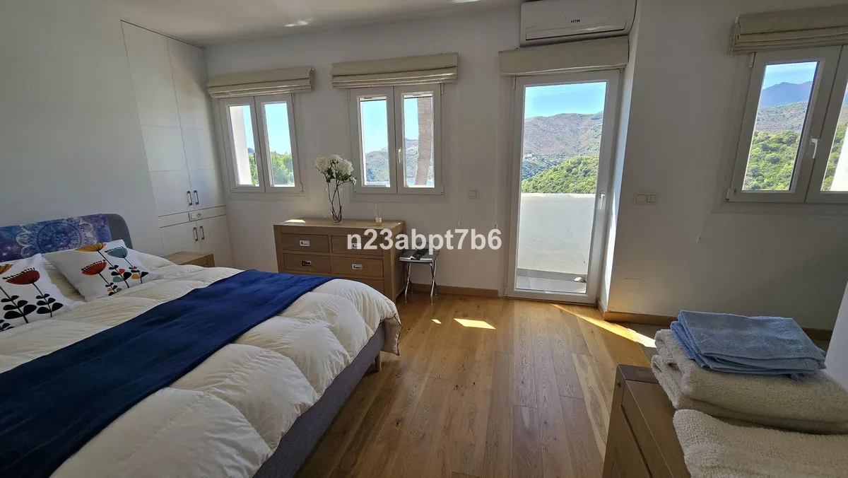 626974ff-3cff-4598-a5b2-5057f06dfd0f