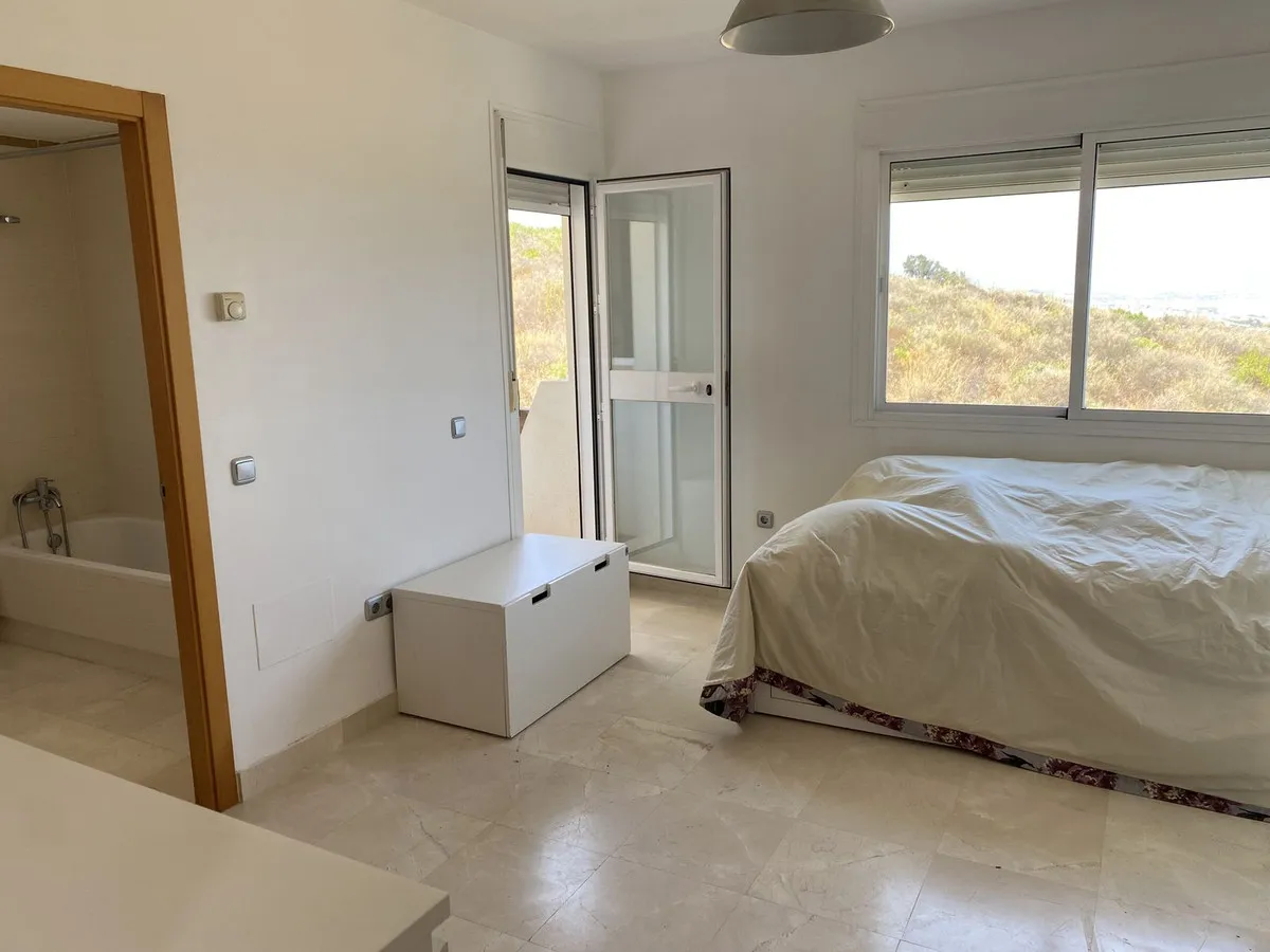 594827dd-9e8e-49a0-a225-9c5451ddf6a8