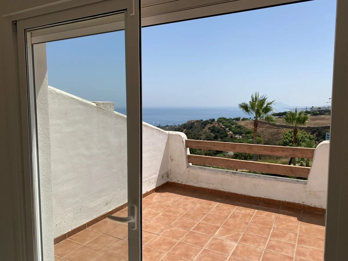 5b21e116-ff3f-41e3-831f-2c138f8c28ba