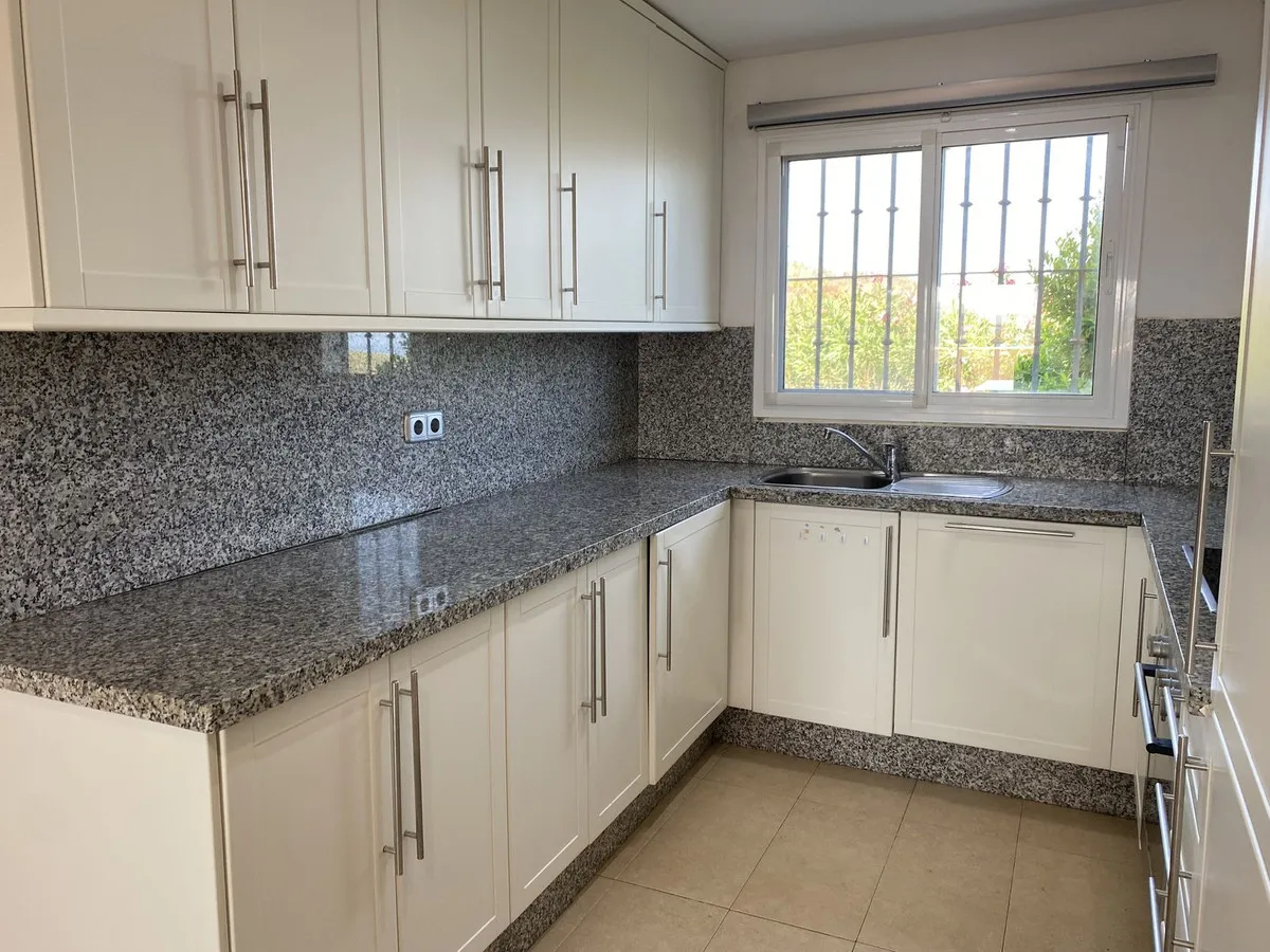 68cd8a70-64a5-4f55-b9d1-66bc5c1f8119