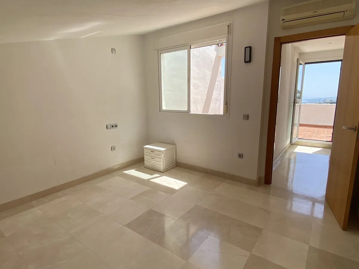 852d3c55-6b14-417c-917d-408dae72da01