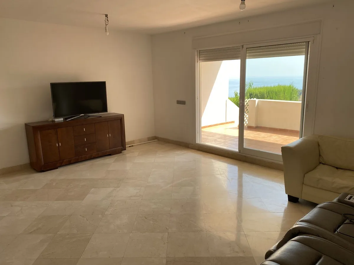 e4a6c581-3500-4f8d-85e4-96bed2b31777