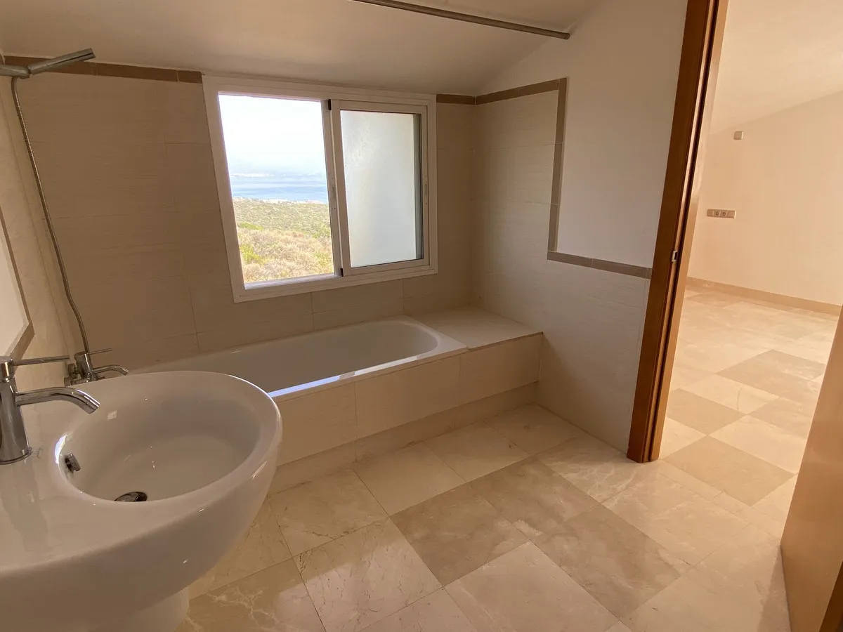 f1f3d134-357a-4ab8-a688-f7336d8ac68a