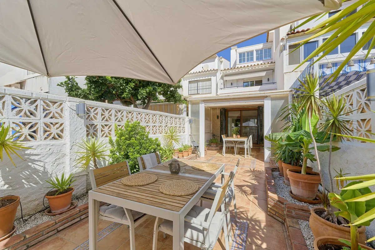 21e707a9-5f27-4b1f-907c-1cf8814a4c34