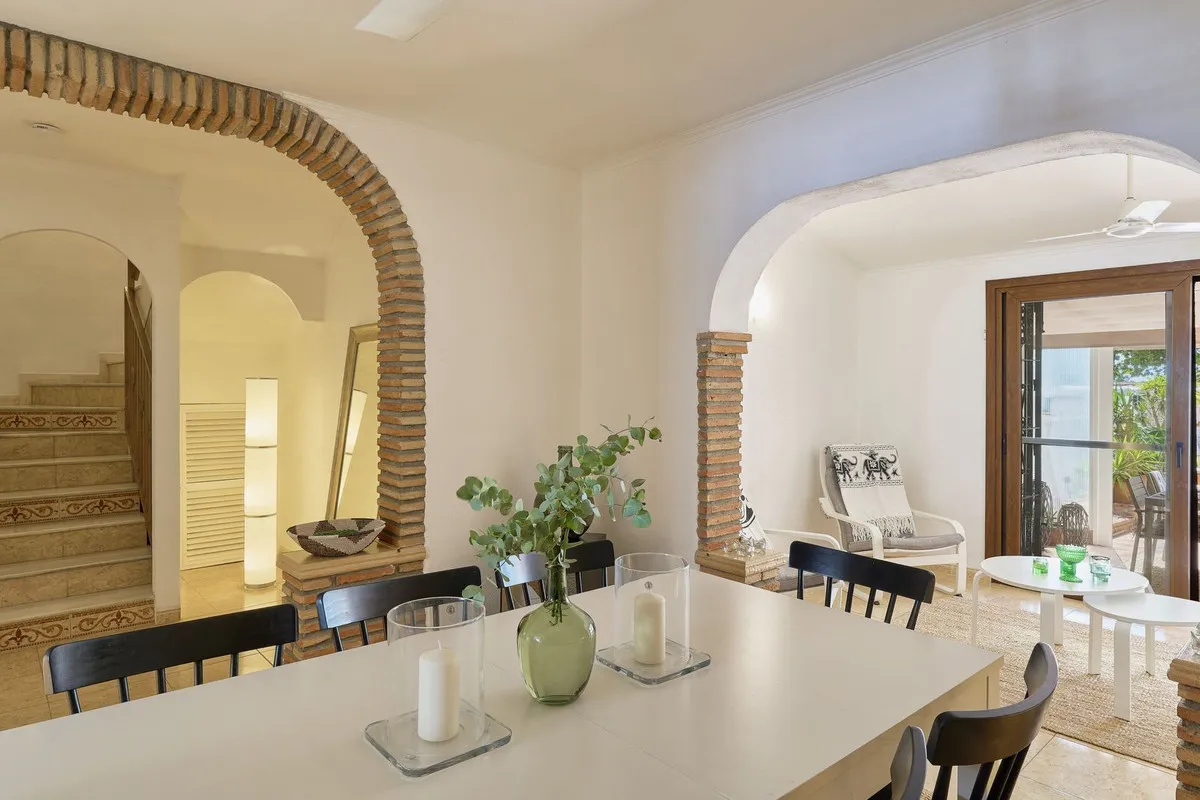 7ab7bcec-97ca-4241-85e5-f90282ffd7ad