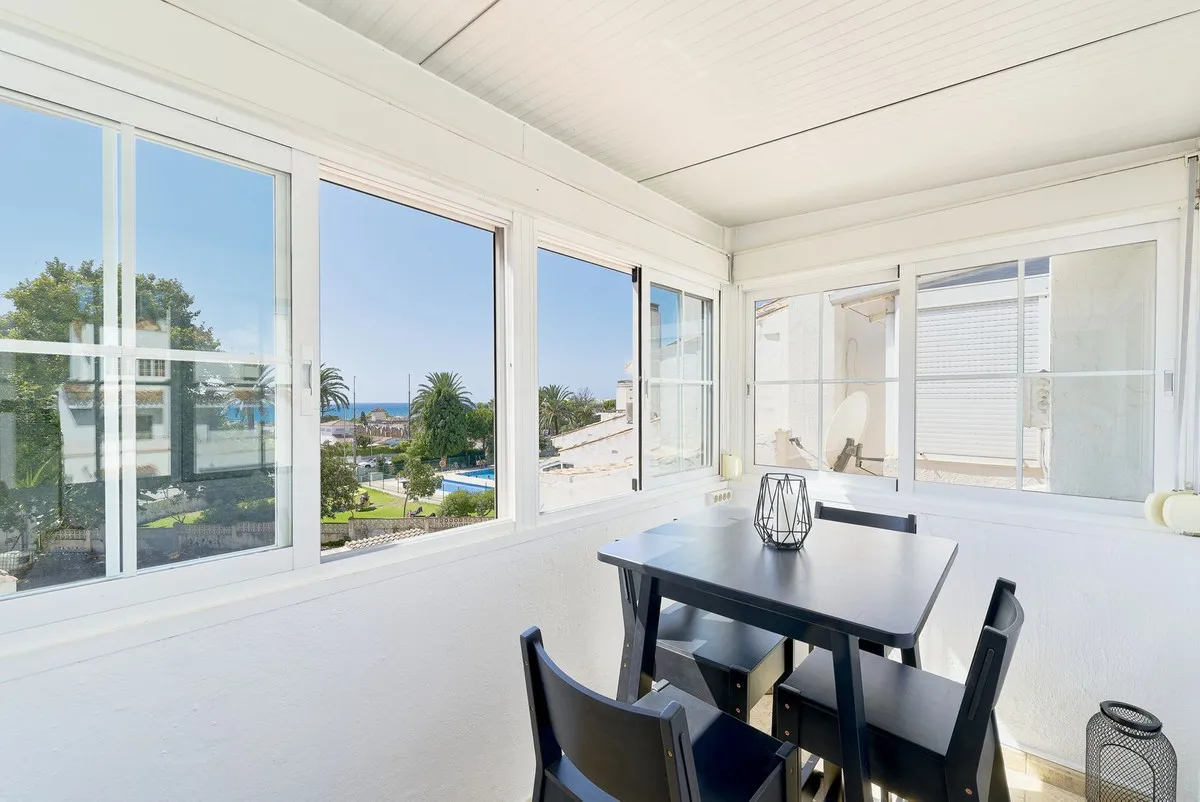 de4c65f6-c015-4d7c-89a4-f7399e9ecf0a