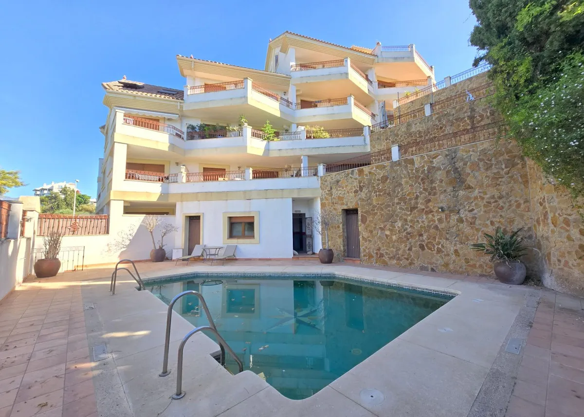 03f6f3b2-4e0e-4571-866a-3f1ed1c4b430