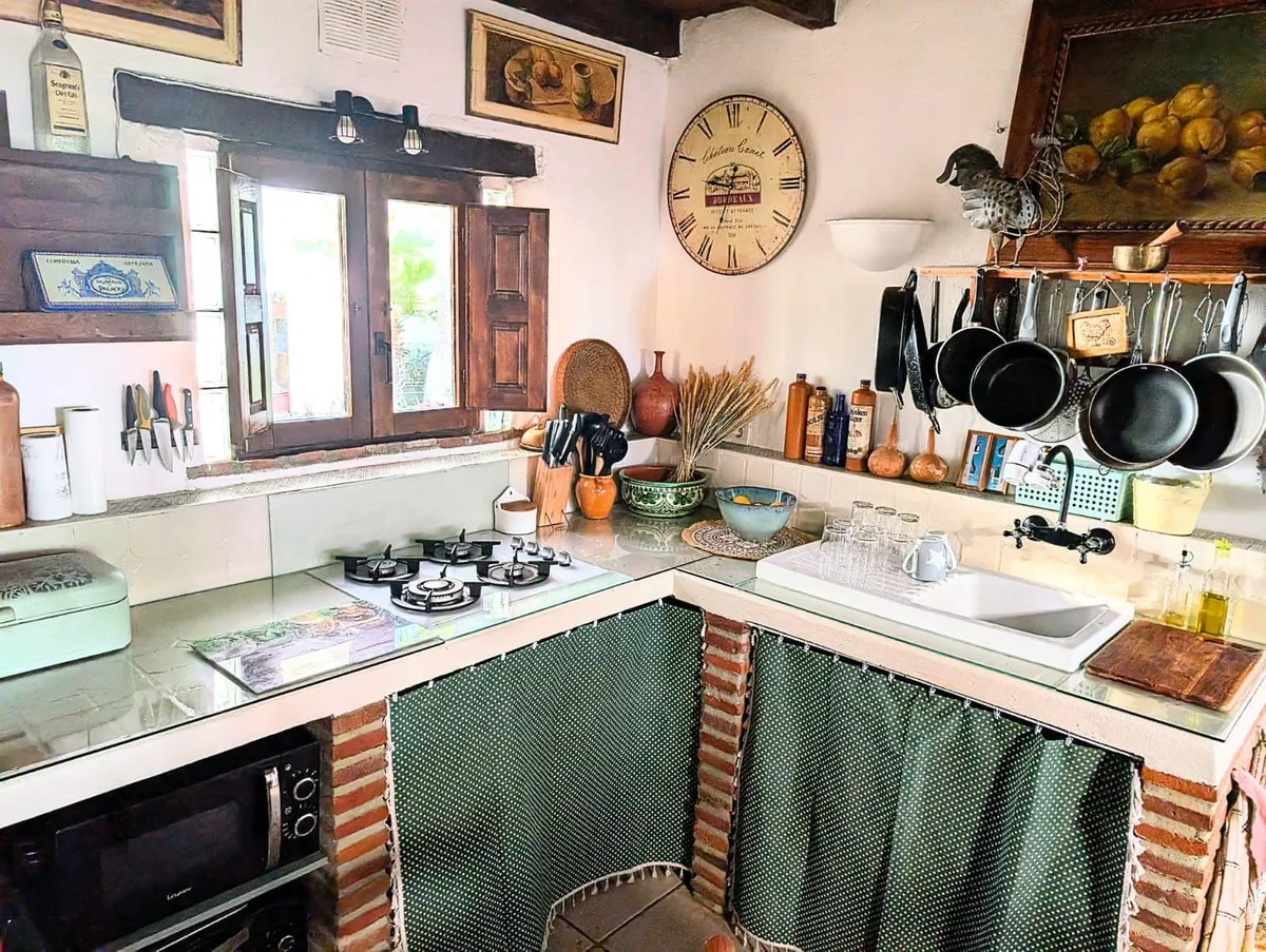 75c72a97-423d-4282-afe6-d17c51f07f66