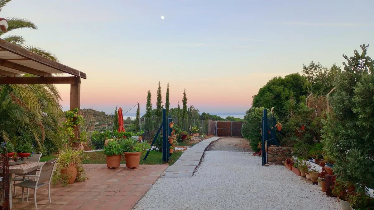 7ed0886b-2e2d-4c58-9f74-12b70567b8e7