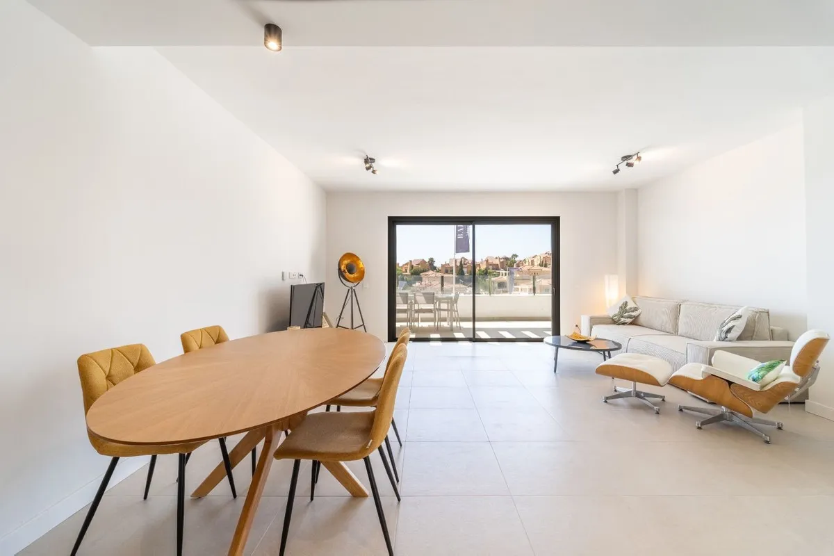 14fc30a6-e203-41b9-bbd2-8afab3d8eda4