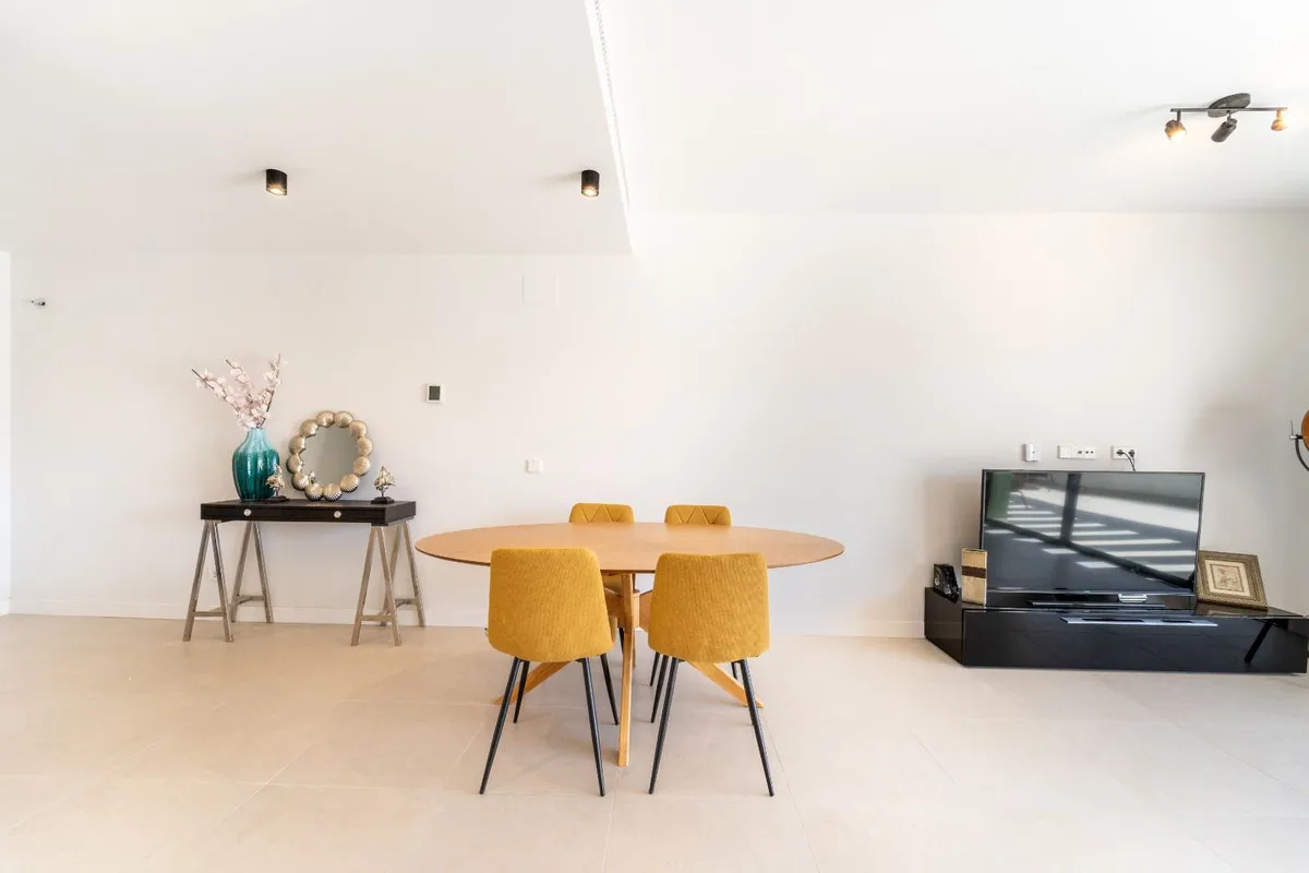 850a1b1a-e487-4838-956f-a4ab2a21dd5c