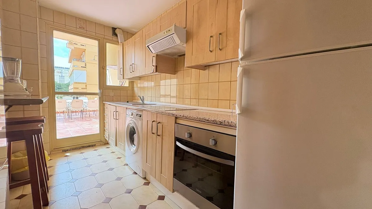 28f80eec-08c8-406c-a38f-be58bb64c945