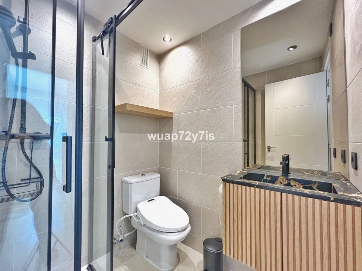 7a6cf8a3-89d1-4b17-863f-6a0065c1d36e