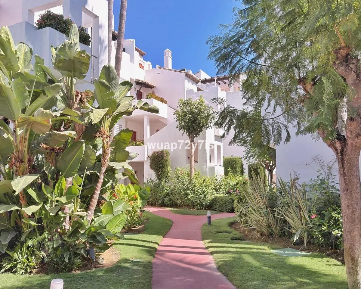 d34bd111-f7c9-4f7c-b1d9-5bc38193c162