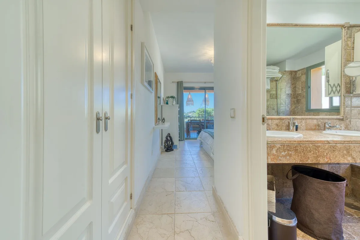 f93d0edb-fda5-41a8-ab15-88e6d0598598