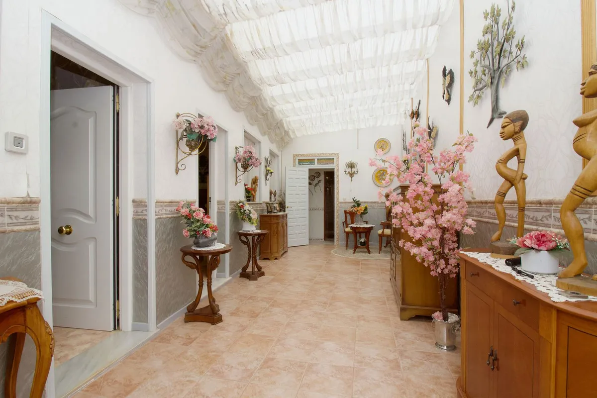 52e9fdce-7884-42a0-b24e-f8ca19310799