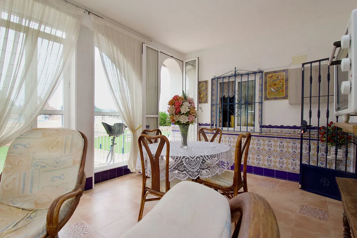 98646dad-e7fd-42b4-9e80-ae6992933e4b