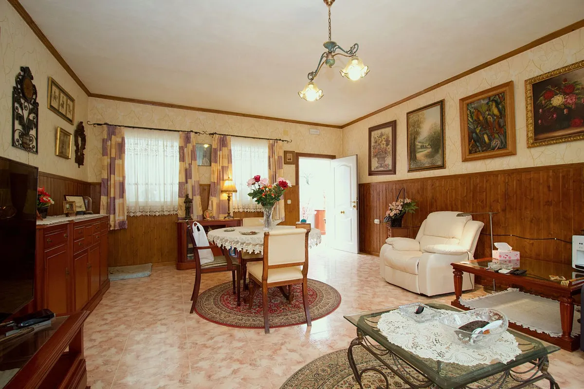 b5a13b98-8976-4162-b24f-496d7c606d68