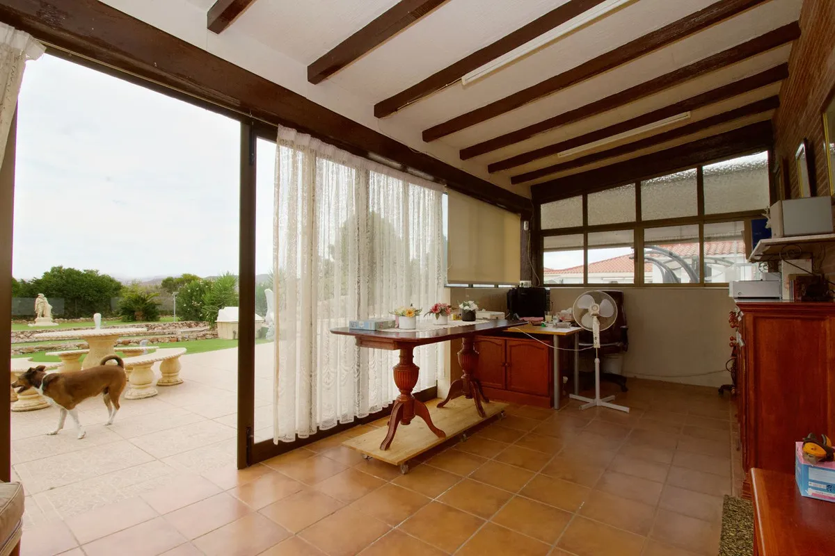 f100f477-0999-48d2-9aab-7857fbcc993b