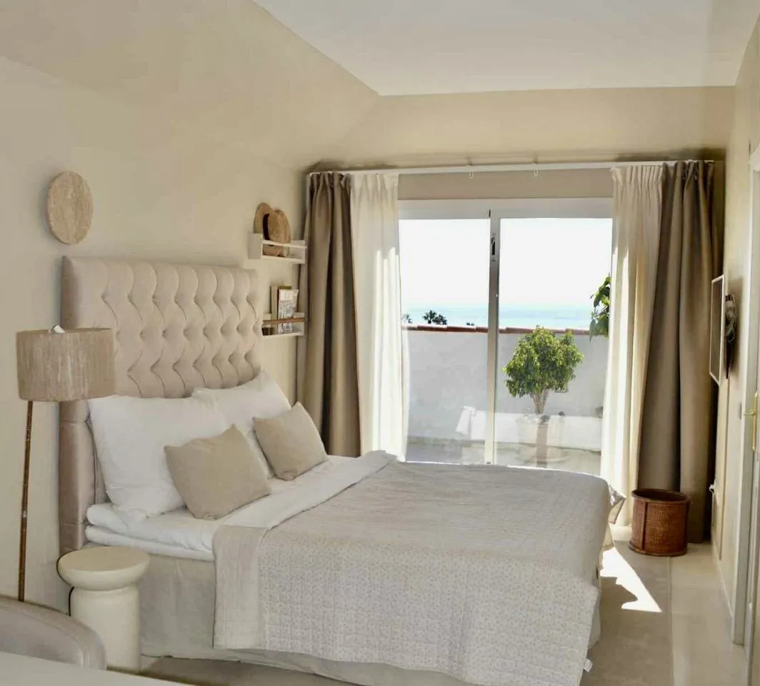 229288b8-da97-477e-a92c-a6c4f6491a14