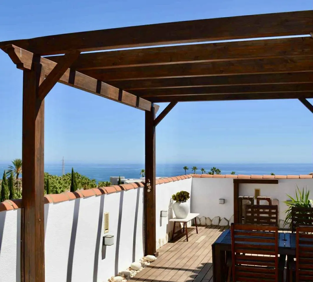 c4d8eb25-8b9b-4e20-b216-a9cf372aacf8