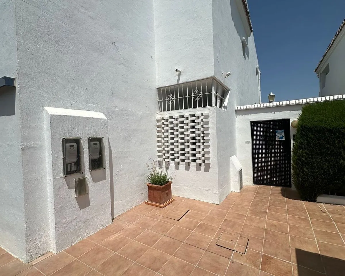 47d7a144-ff2f-4c67-ae03-a3d041ba665f