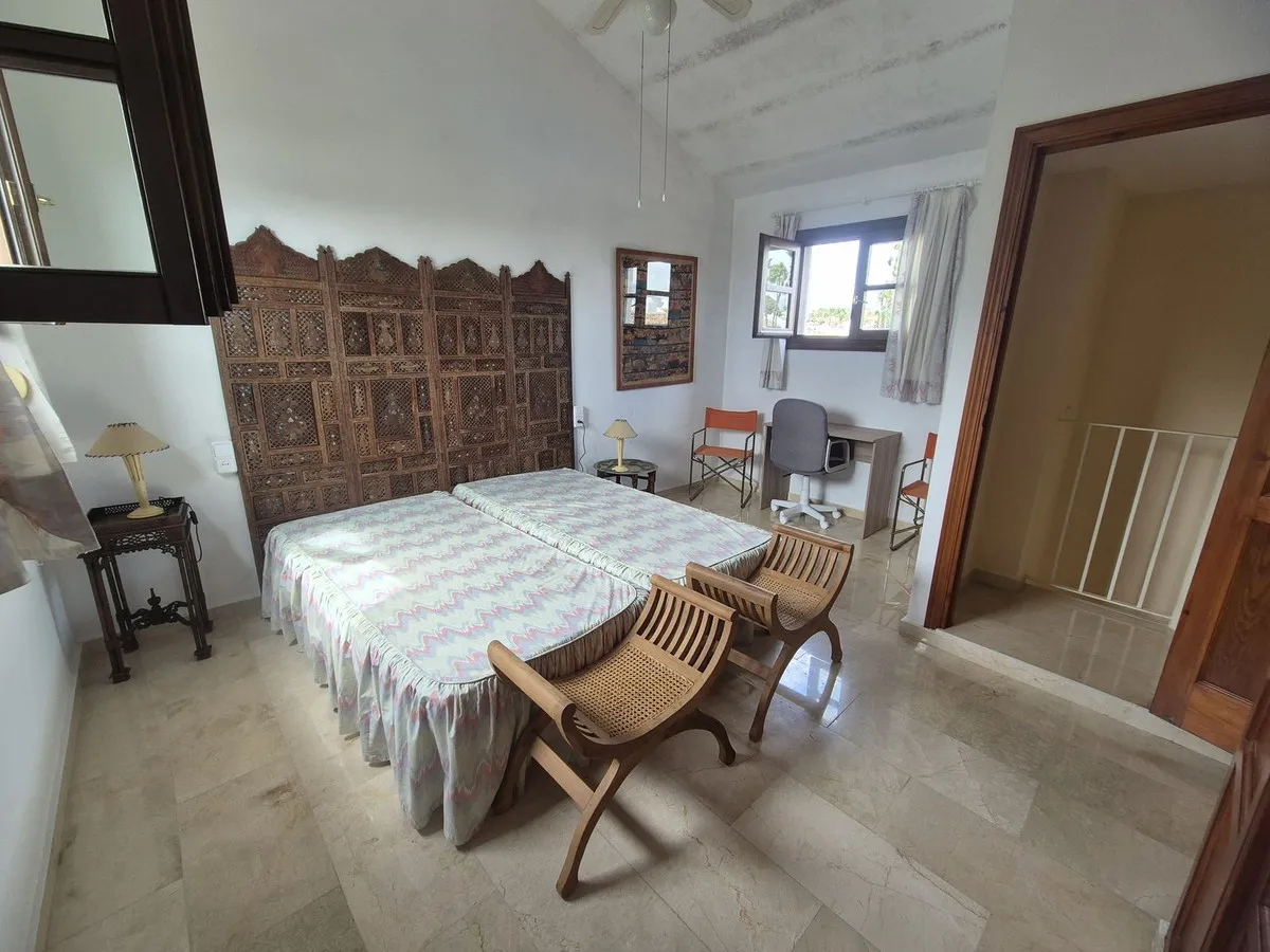 1f3befa2-ff77-4ce7-9479-28d8c3ca3a1a