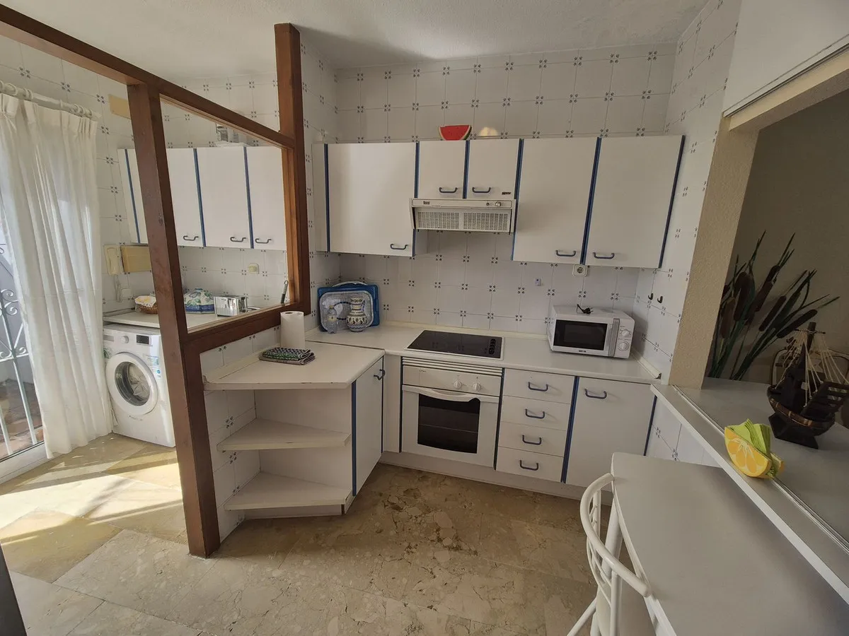 d45816b3-44e4-4d30-8e0a-0e76a2b065cd