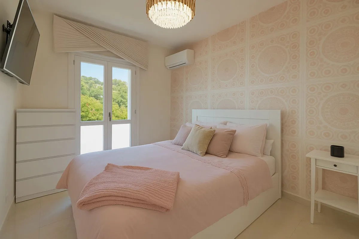 183a593e-f188-43d7-b742-883623f9e52f