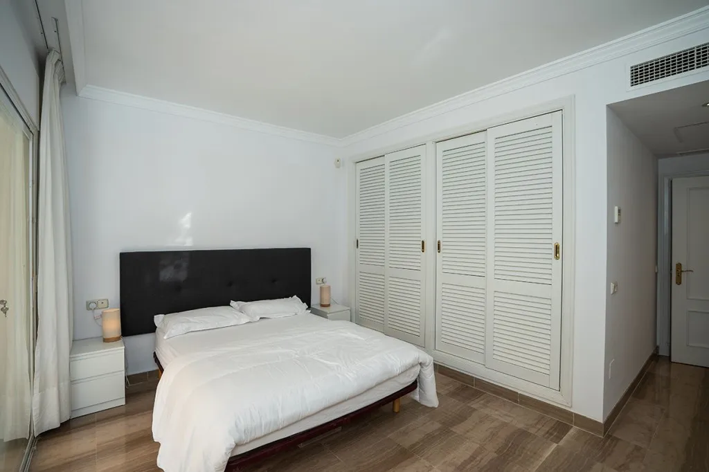 2772f106-6387-45d2-9340-ad1df2e3bf20