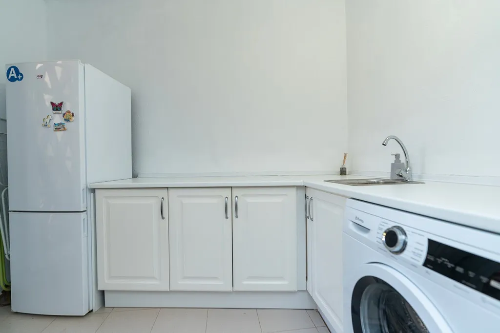 4df8a733-25c6-4cb0-ab3f-5f9ced9710ad