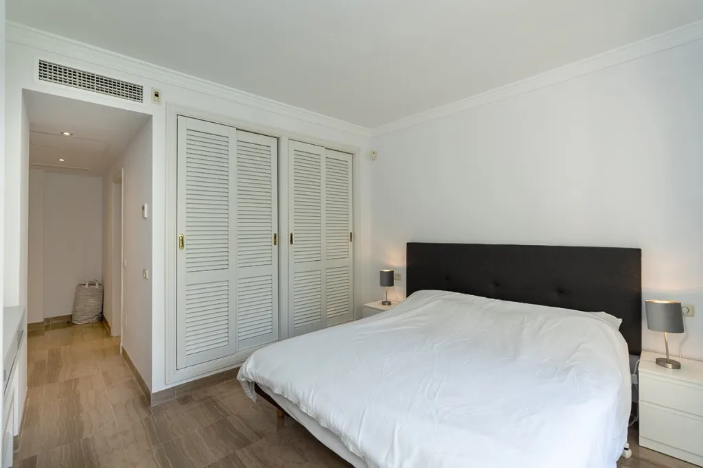 ded8aa97-9ca4-4e48-b0b9-896fff5fd8b7