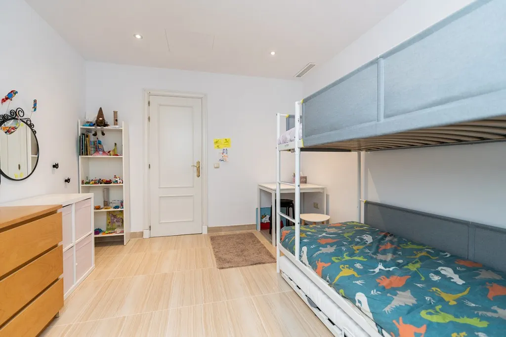 fa36e16a-9e41-4c14-9213-aec68feca9d0