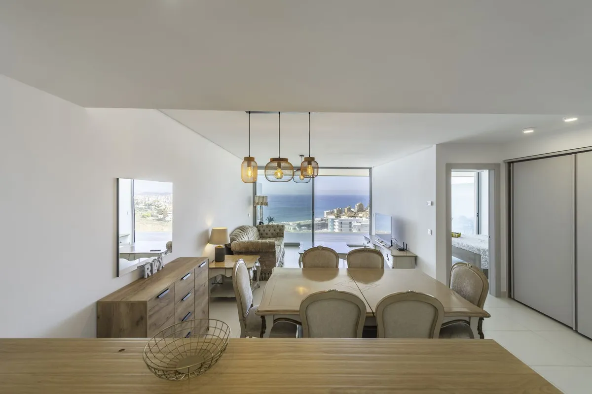 4eb7e461-f227-42a9-aa45-71f108f73a37