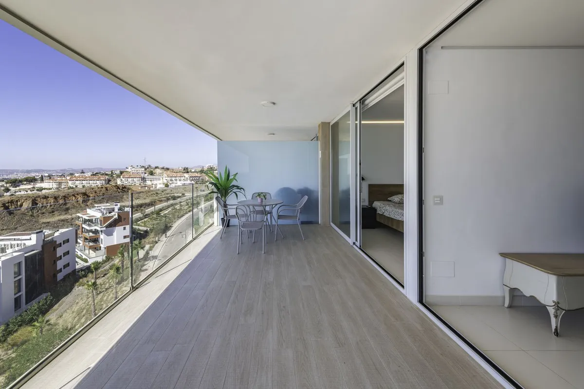 596ff103-8d05-4dc7-a52d-90ee0a6b82e2