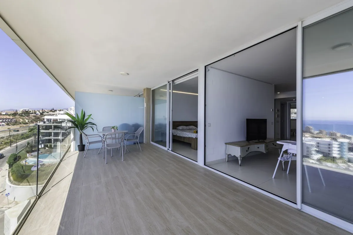 832b1963-2031-4373-9fcc-aaba0b1b3a53