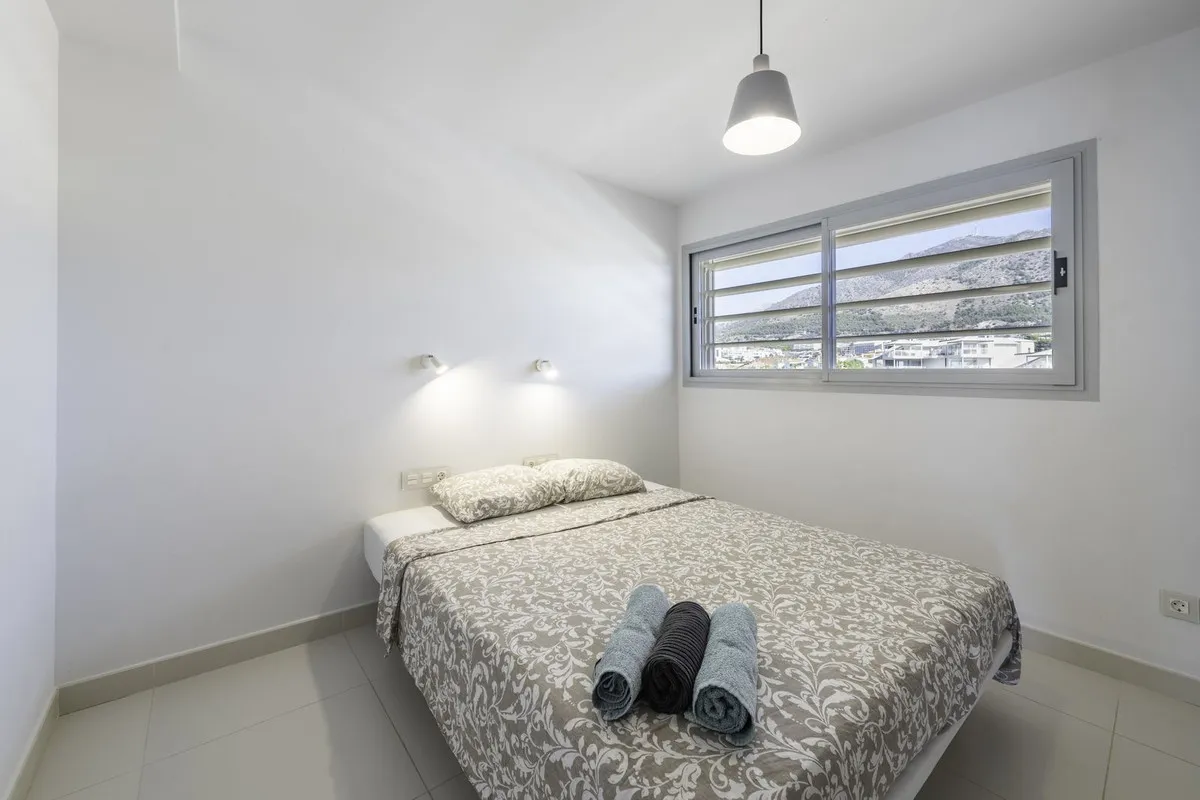 d00a89a5-668b-485d-9eca-96993df616ac