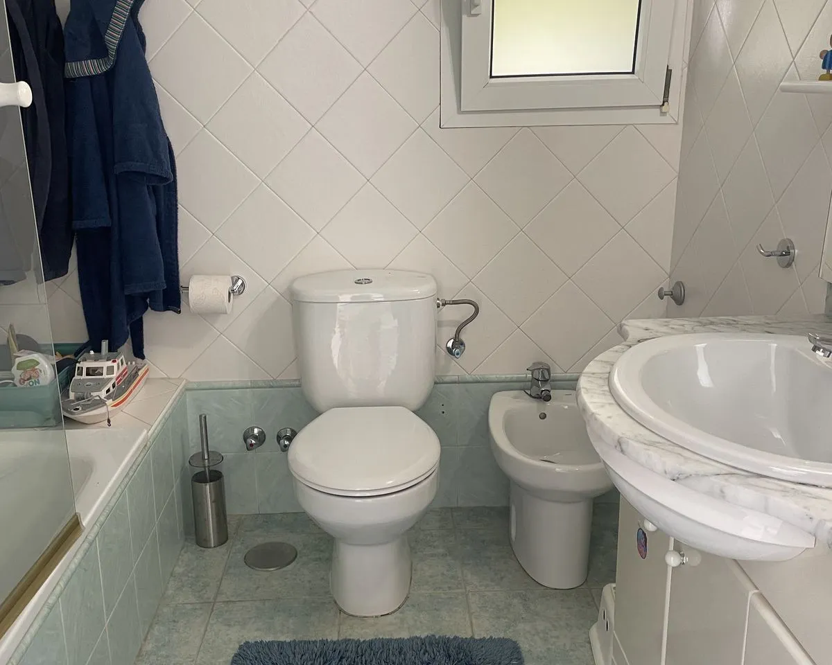 09d95af4-7f0e-4fb9-b90d-03df585bca16