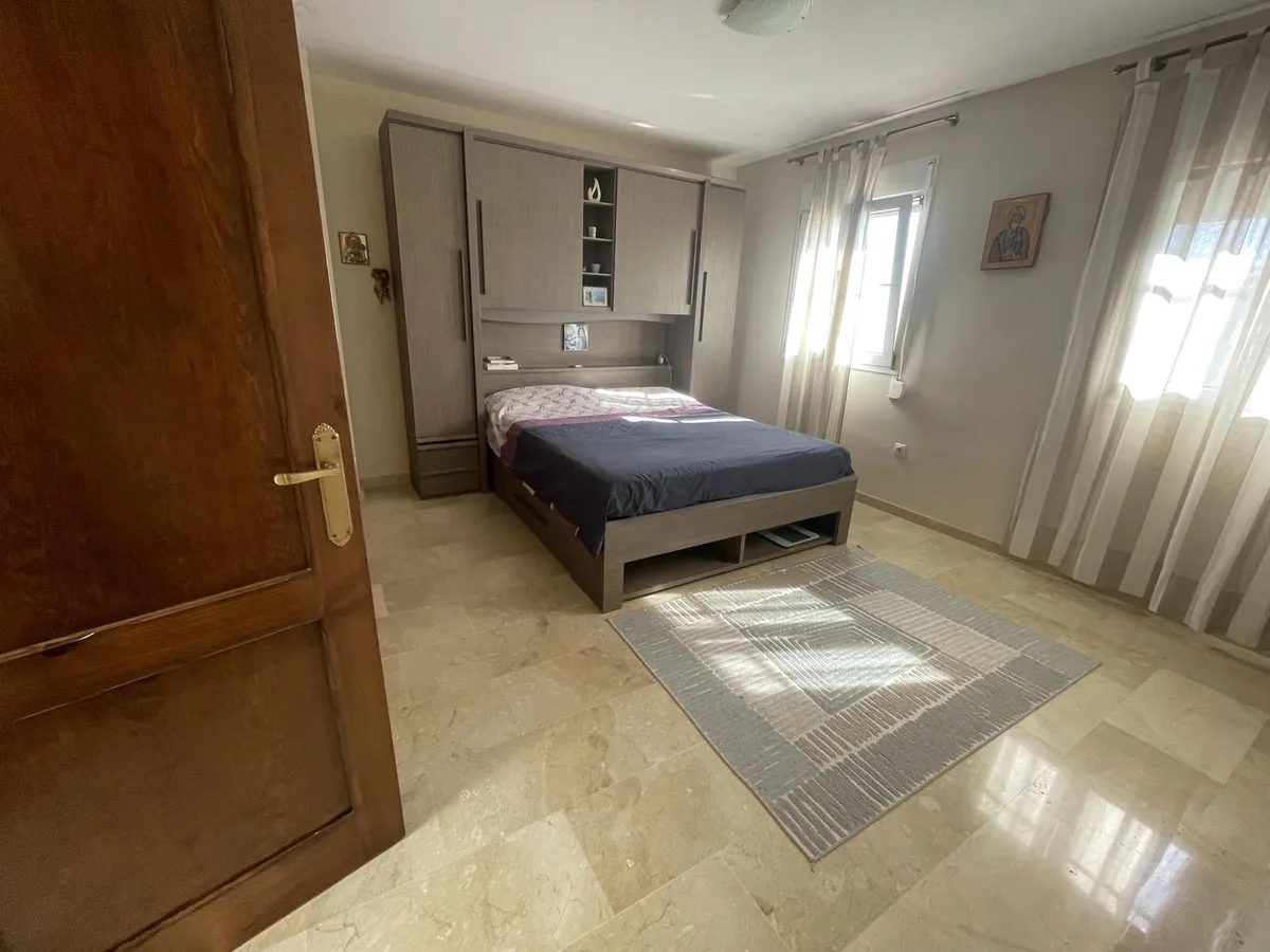 3ef53b2e-394f-4f15-882f-16ec2b833e12