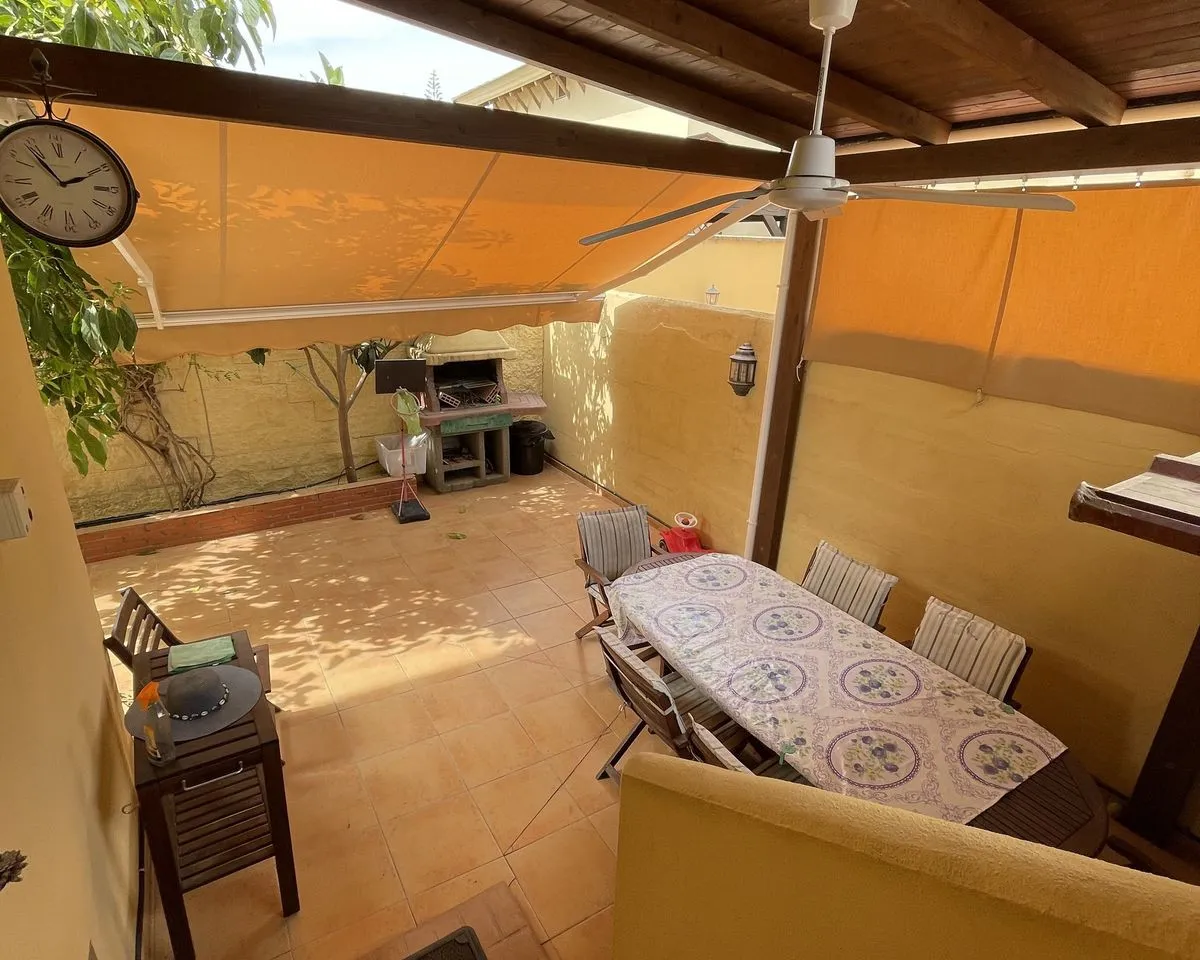 b034b50e-3dcb-42e7-83e7-763f917294b8