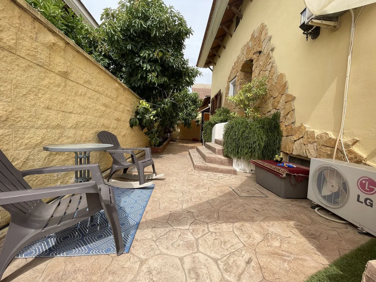 c00d0809-6634-4765-ac49-9cdbeafe1ee5