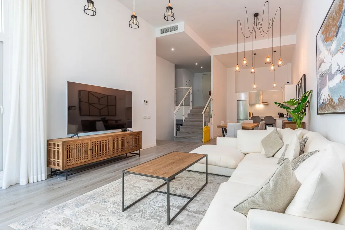 bf94c7cd-0714-40de-b085-d52c663dd3c6