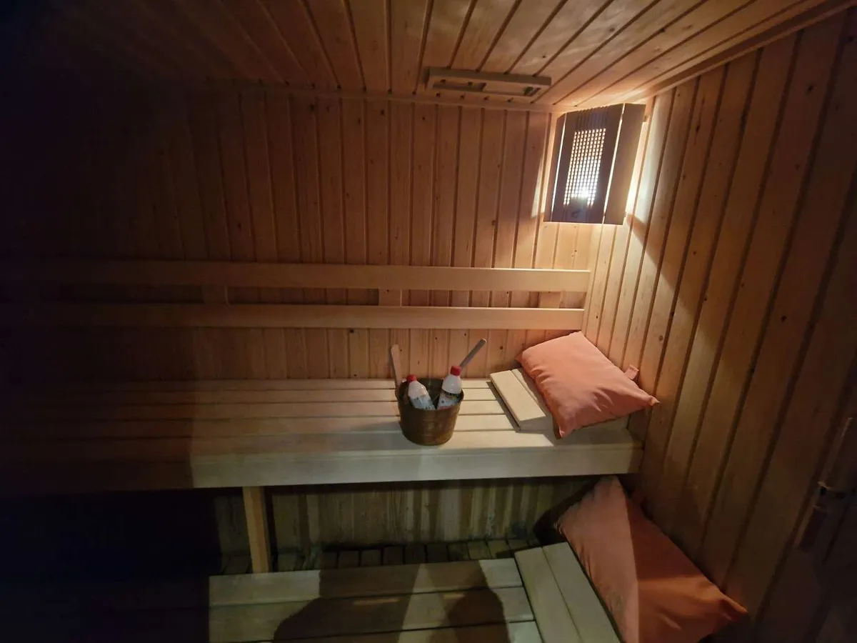 20b7e376-1fae-4c0b-ac93-6db1127de40b