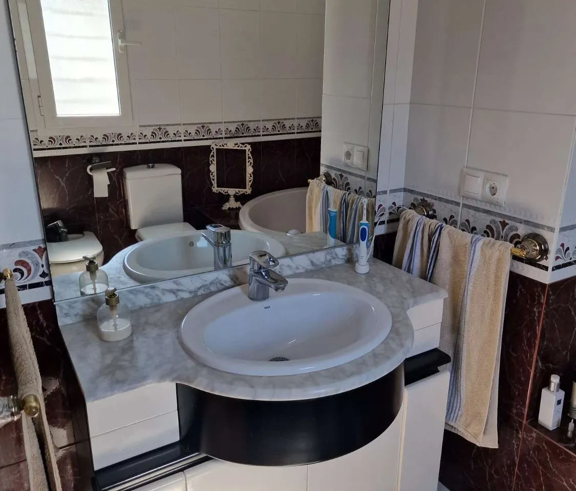 5d5163d3-1a2f-4baf-a4db-1f05f51655ee