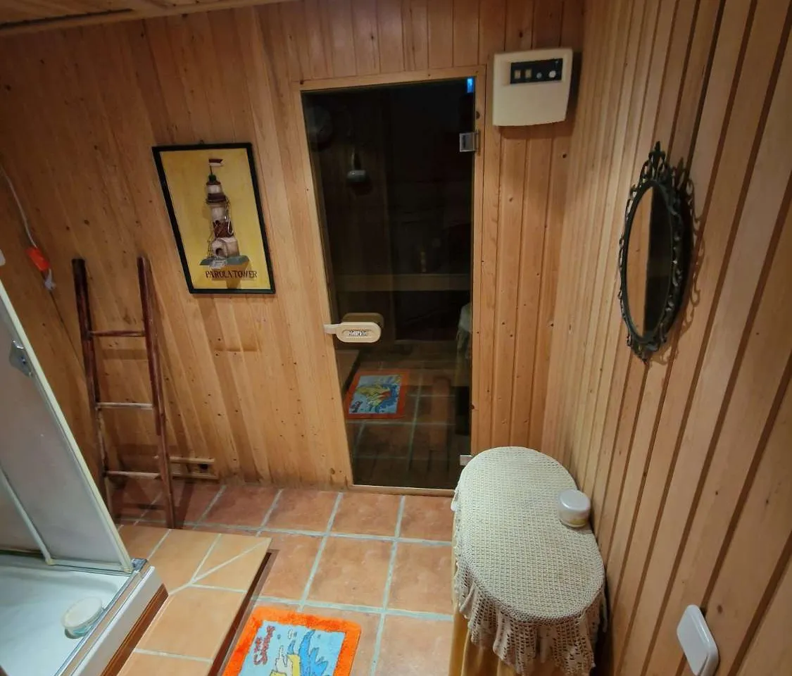 f7a8c24d-d9e7-4717-958d-e85bebcb1edb