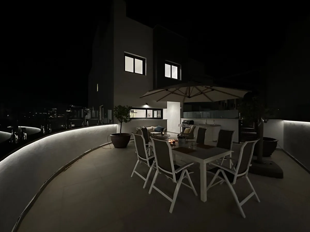 60fc8c6e-633a-429c-8c59-1e2fdfc30e14