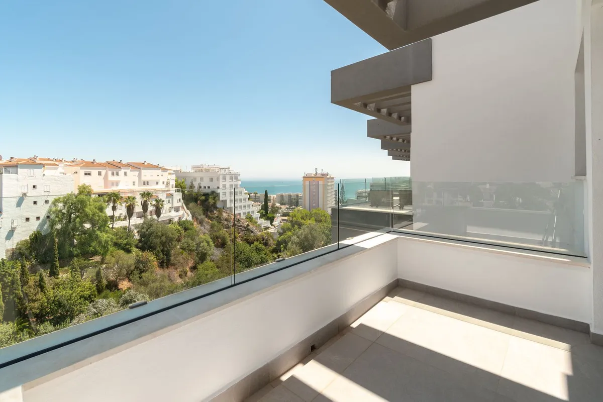 64032d01-6b02-4903-bde5-b92f025562c1