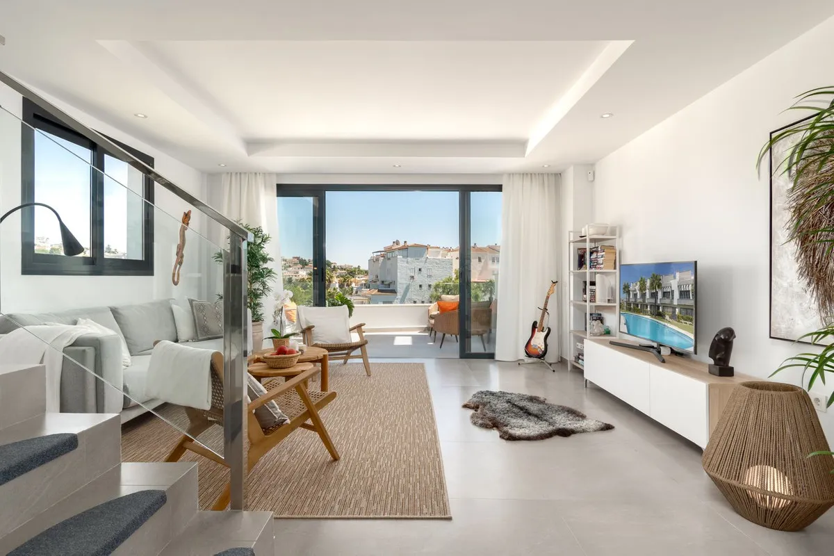 6ea09999-2008-4fd3-96f9-8f809df4d0ad