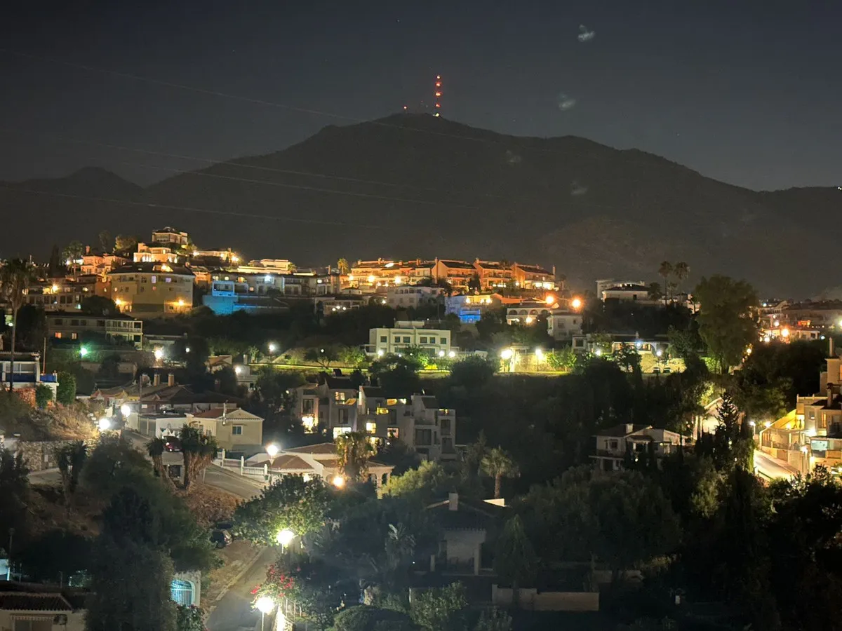 e74ebaab-89e6-4102-994e-de67c1e6cfd1